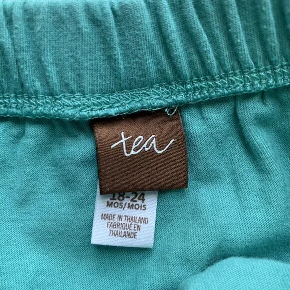 Tea Collection Solid Ruffled Bloomers - Picture 3 of 5